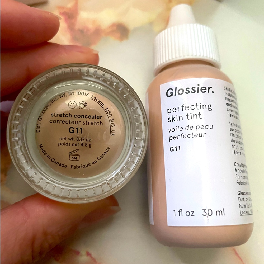 NIB Glossier Perfecting Skin Tint and Stretch Concealer Duo in G11